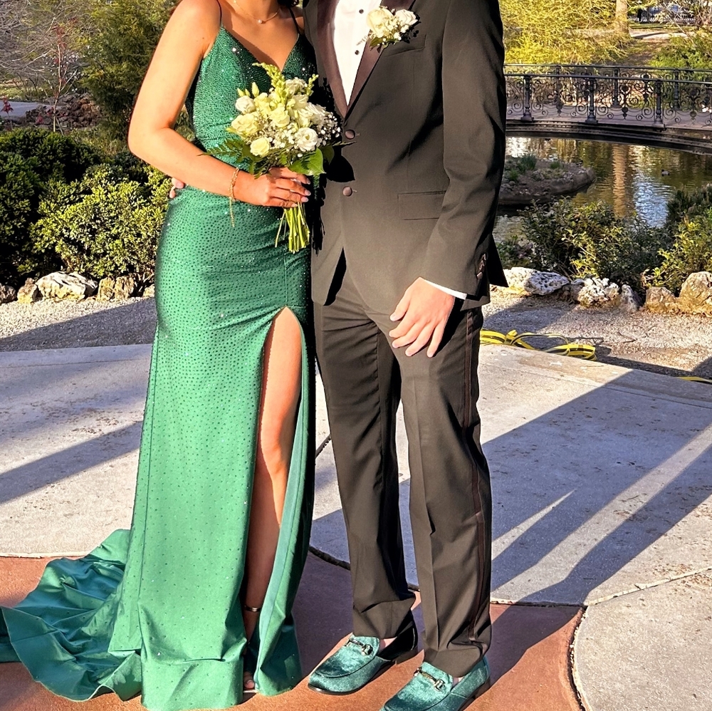 ON HOLD                                  Sherri Hill Green Backless Dress